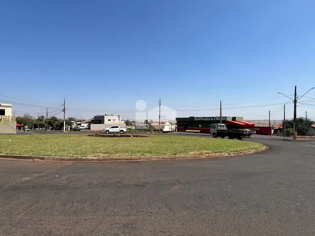 Terreno com 672m², à venda, no bairro Jardim Nobre em Rolândia
