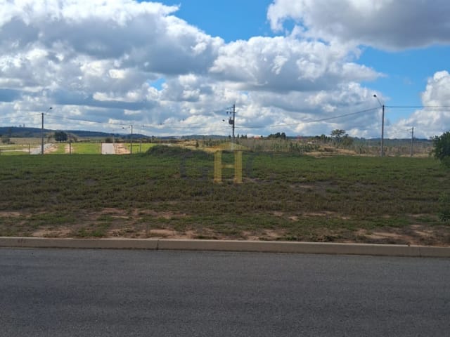 Terreno com 175m², à venda, no bairro Jardim Terra Bella em Salto de Pirapora