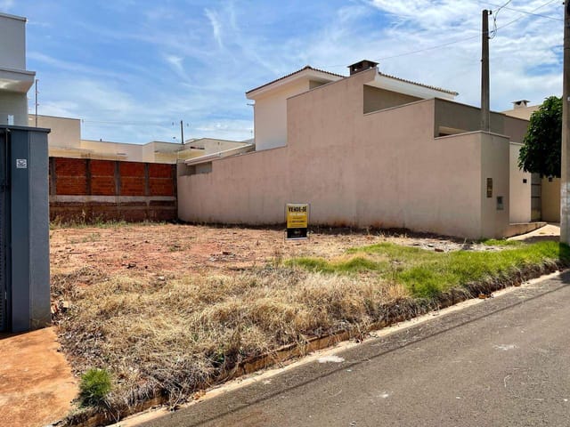 Foto do Terreno - Terreno á Venda, plano de 200 metros quadrados, 10x20, pronto para construir, localizado no bairro Parque Cidade Jardim em Votuporanga, SP | Imobiliária Na House