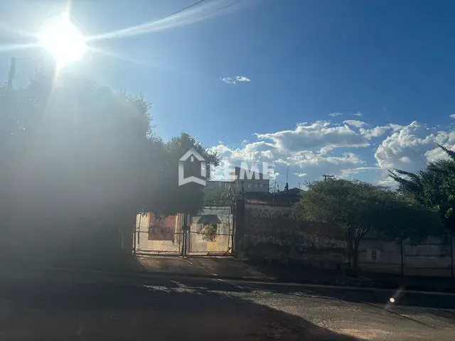 Terreno com 300m², à venda, no bairro Jardim Nova Mococa em Mococa
