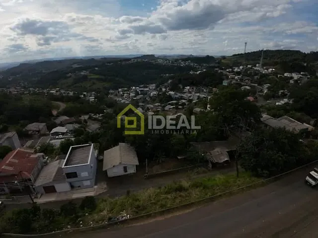 Terreno com 447m², à venda, no bairro Estados em Concórdia