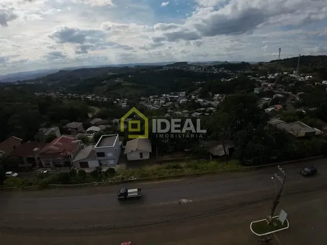 Terreno com 447m², à venda, no bairro Estados em Concórdia