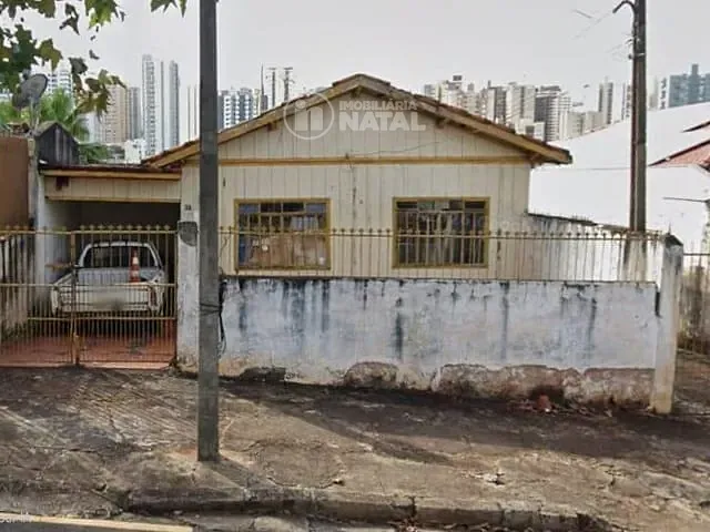 Terreno com 330m², à venda, no bairro Quebec em Londrina