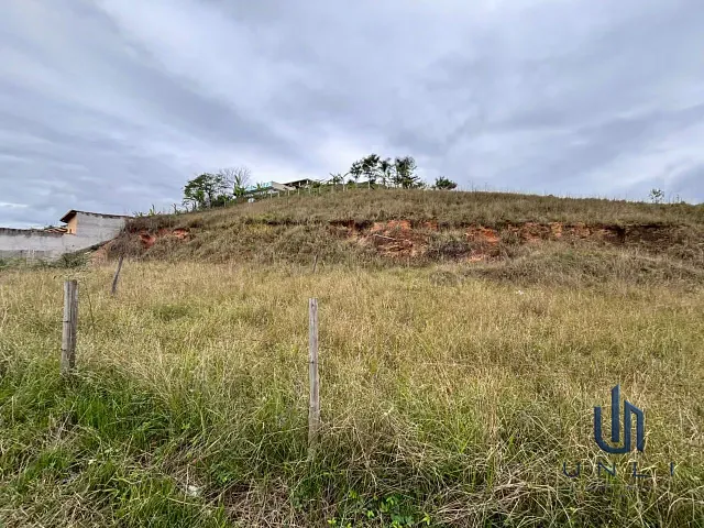 Terreno com 572m², à venda, no bairro Arrozal em Piraí