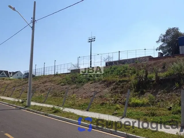 Terreno à venda, no bairro Uberaba em Curitiba