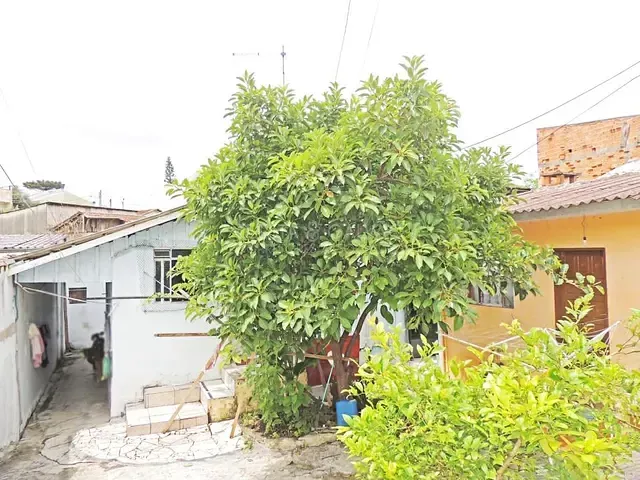 Terreno com 330m², à venda, no bairro Novo Mundo em Curitiba