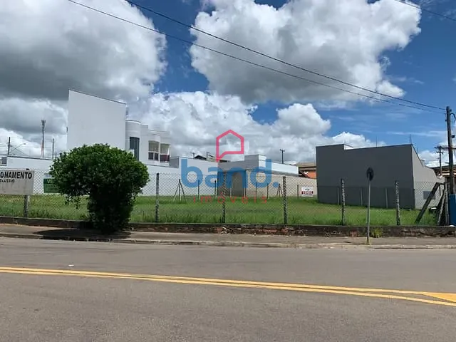 Terreno com 588m², à venda, no bairro Residencial Santa Clara em Porto Feliz