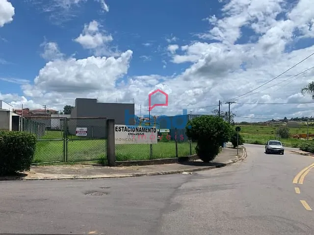Terreno com 588m², à venda, no bairro Residencial Santa Clara em Porto Feliz
