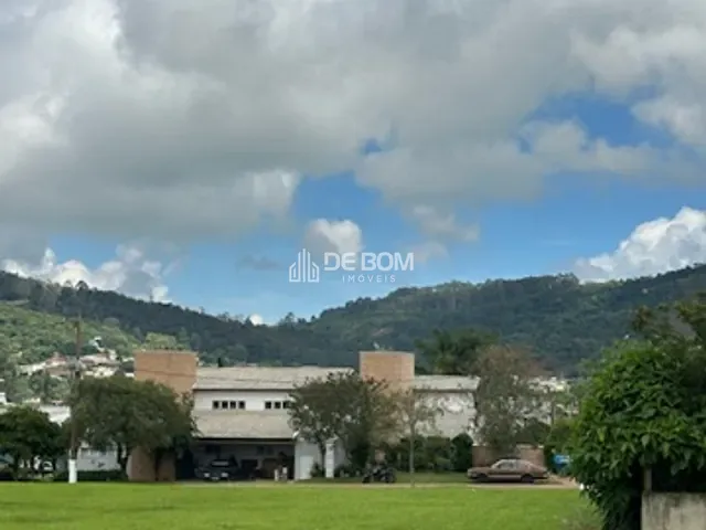 Terreno com 816m², à venda, no bairro Bortolan Norte I em Poços de Caldas