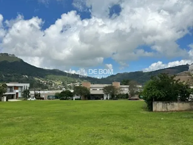 Terreno com 816m², à venda, no bairro Bortolan Norte I em Poços de Caldas