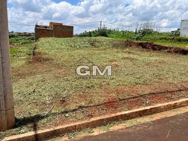 Terreno com 200m², à venda, no bairro Nova Cravinhos  em Cravinhos