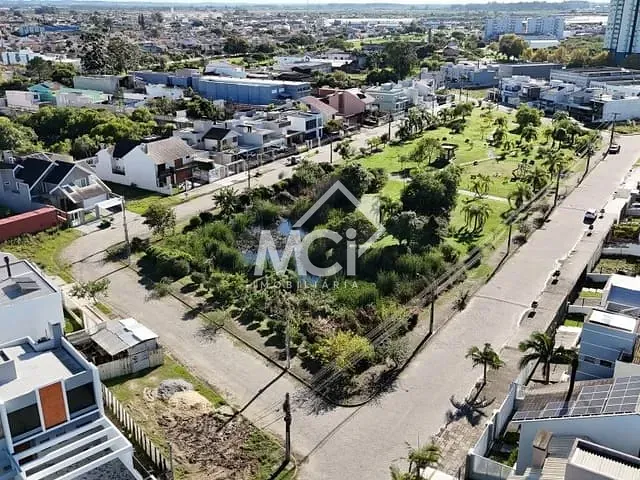 Terreno com 360m², à venda, no bairro Três Vendas em Pelotas
