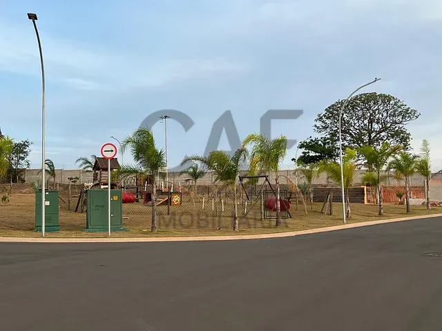 Terreno com 530m², à venda, no bairro Centro em Mogi Mirim