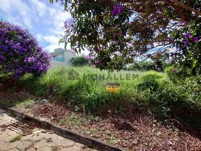 Terreno com 305m², à venda, no bairro Solar do Juriti em Piranguinho