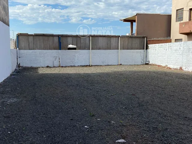 Terreno com 585m², à venda, no bairro Jardim Palmares em Londrina