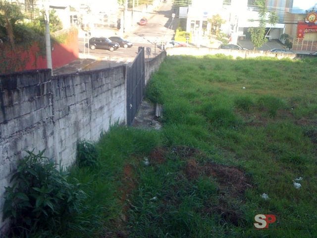 Terreno com 900m², à venda, no bairro Morumbi em São Paulo
