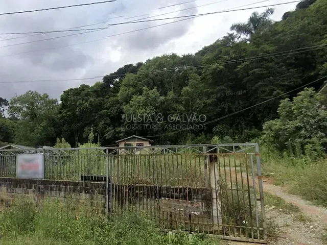 Terreno com 820m², à venda, no bairro Vista Alegre em Curitiba