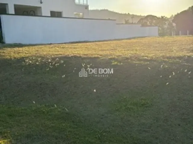 Terreno com 748m², à venda, no bairro Bortolan Norte I em Poços de Caldas