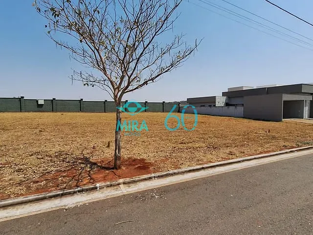 Terreno com 360m², à venda, no bairro Terras Alpha Residencial 1 em Senador Canedo
