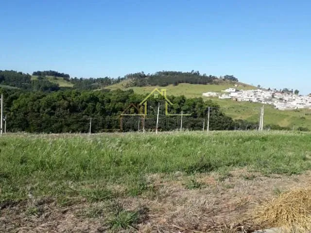 Terreno com 360m², à venda, no bairro Vale Da Mata em Guaxupé