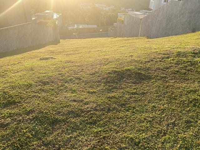 Terreno com 405m², à venda, no bairro Parque Sinai em Santana de Parnaíba
