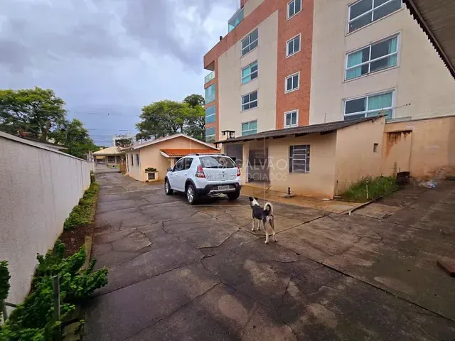Terreno com 480m², à venda, no bairro Portão em Curitiba
