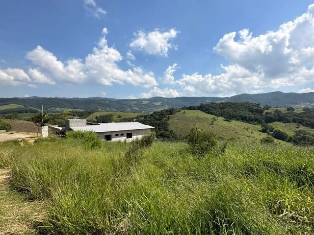 Terreno com 2017m², à venda, no bairro Tenentes em Extrema