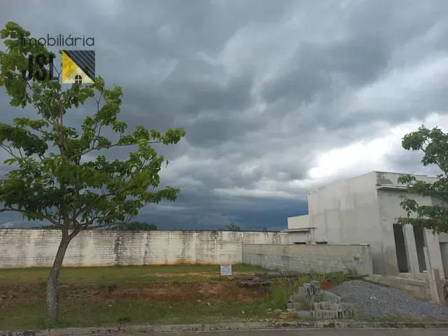 Terreno com 300m², à venda, no bairro Condomínio Terras do Vale em Caçapava