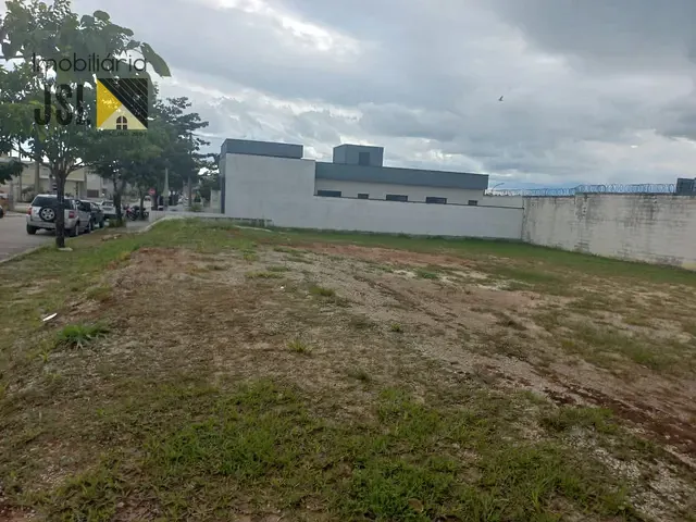Terreno com 300m², à venda, no bairro Condomínio Terras do Vale em Caçapava