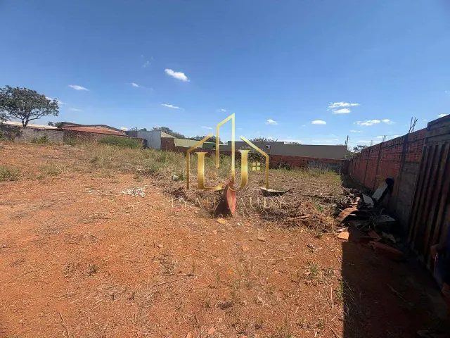 Terreno com 600m², à venda, no bairro Zona rural em Chapada dos Guimarães