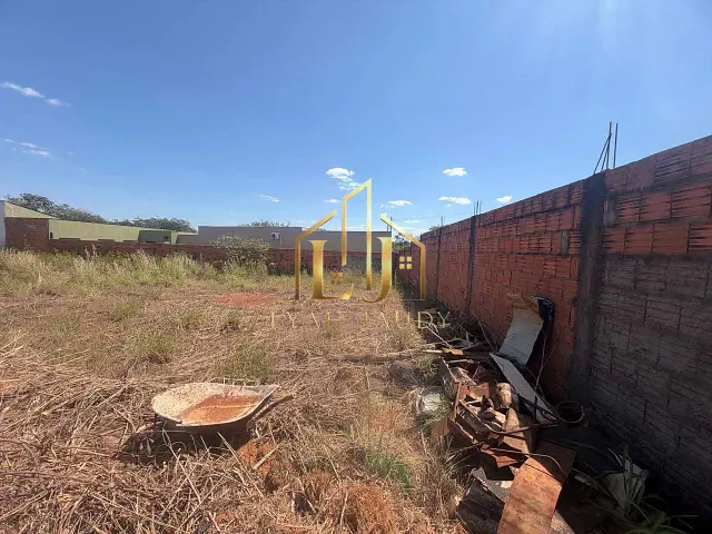 Terreno com 600m², à venda, no bairro Zona rural em Chapada dos Guimarães