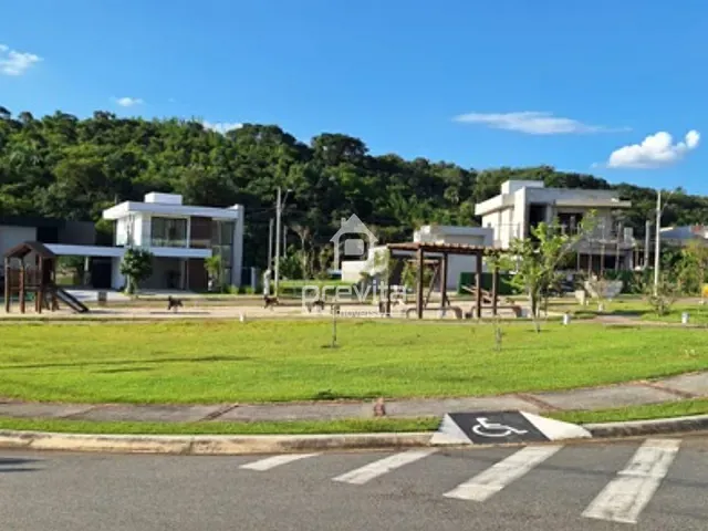 Terreno com 287m², à venda, no bairro Loteamento Residencial Fazenda Casa Grande em Taubaté