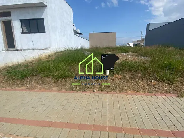 Terreno com 176m², à venda, no bairro Água Preta em Pindamonhangaba