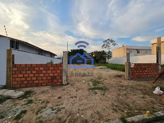 Terreno com 360m², à venda, no bairro Pontal de Santa Marina em Caraguatatuba