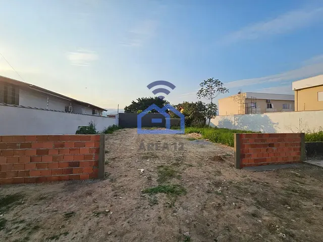 Terreno com 360m², à venda, no bairro Pontal de Santa Marina em Caraguatatuba