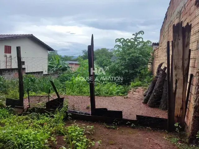 Terreno com 301m², à venda, no bairro Residencial Olinda em Goiânia