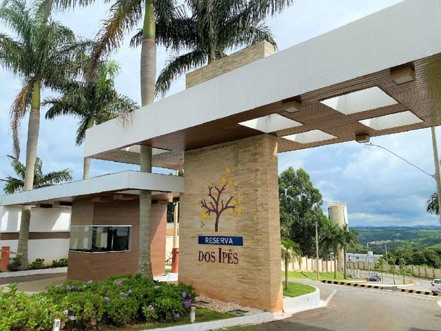 Terreno com 360m², à venda, no bairro Reserva dos Ipês em Lavras