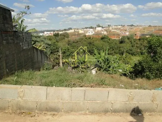 Terreno com 250m², à venda, no bairro Jardim Rosana em Guaxupé