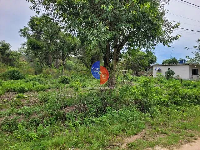 Terreno com 600m², à venda, no bairro Ilê de France em Magé