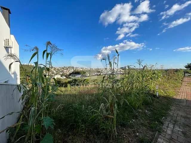 Terreno com 360m², à venda, no bairro Desbravador em Chapecó