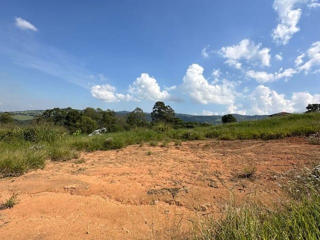 Terreno com 2005m², à venda, no bairro São Brás em Extrema