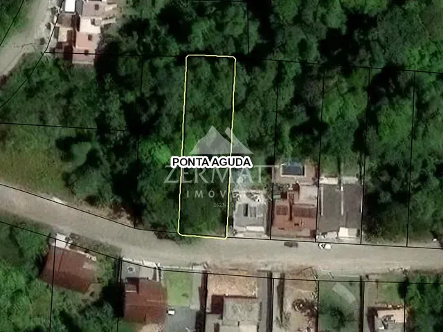 Terreno com 810m², à venda, no bairro Ponta Aguda em Blumenau