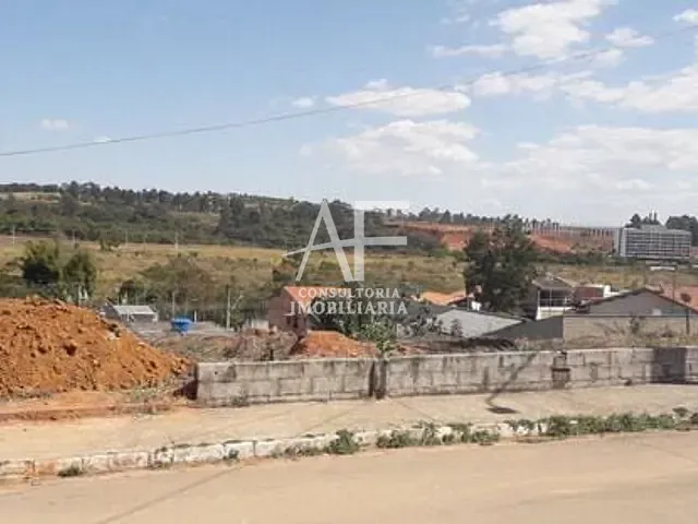Terreno com 250m², à venda, no bairro Residencial Estoril em Taubaté
