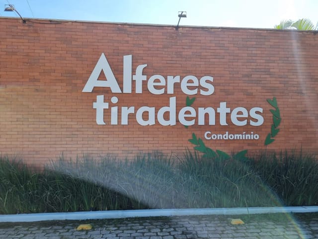 Terreno com 160m², à venda, no bairro Rio do Ouro em Niterói