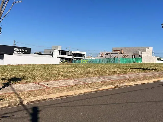 Terreno com 420m², à venda, no bairro Residencial Estoril Premium em Bauru