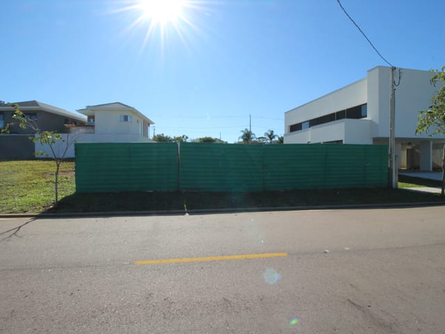 Terreno com 320m², à venda, no bairro Jardim Carvalho em Ponta Grossa