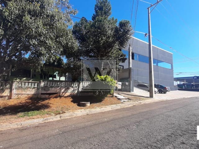 Terreno com 490m², à venda, no bairro Oficinas em Ponta Grossa