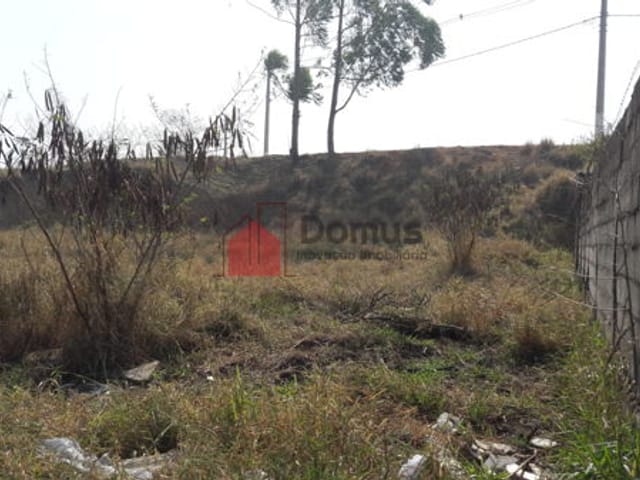 Terreno com 250m², à venda, no bairro Conjunto Residencial Araretama em Pindamonhangaba