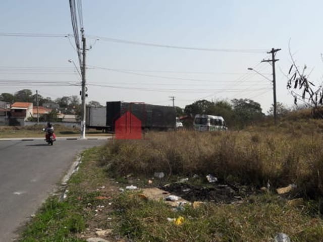Terreno com 250m², à venda, no bairro Conjunto Residencial Araretama em Pindamonhangaba