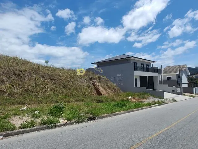 Terreno com 360m², à venda, no bairro são jose em São José